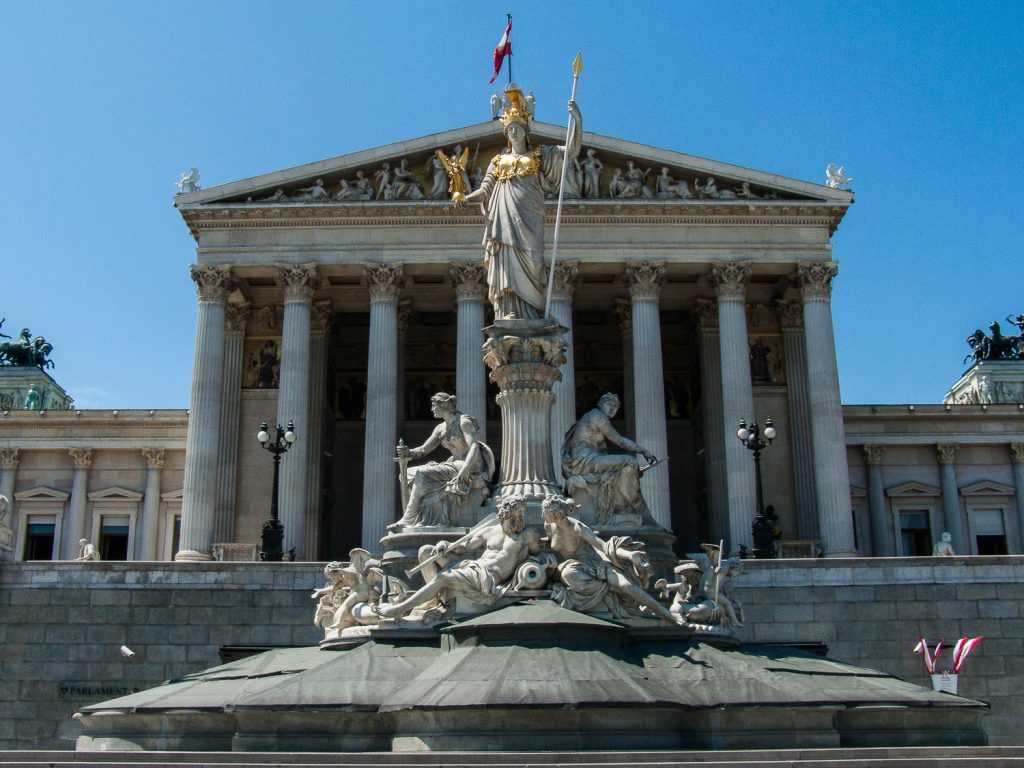 Parlament Wien, Pallas-Athene Brunnen
