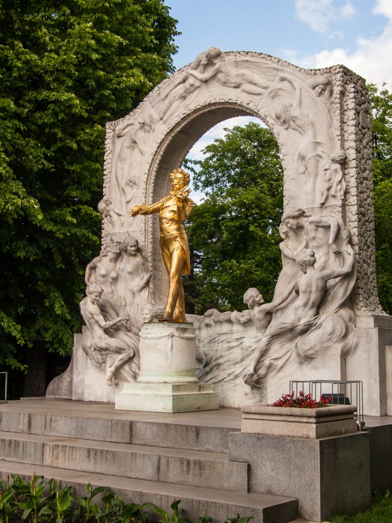 Johann Strauß Denkmal