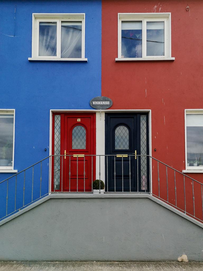 Irland Roadtrip - bunte Häuser