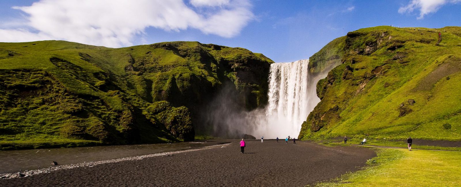 Islands schönste Wasserfälle - Skogafoss