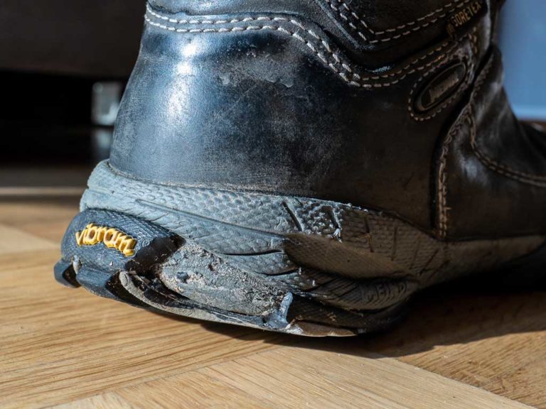 Wanderschuhe neu besohlen lassen Hinter dem Horizont